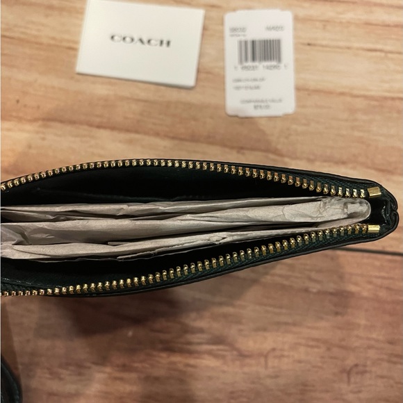 Coach wristlet Pine Green NWT - Picture 4 of 4